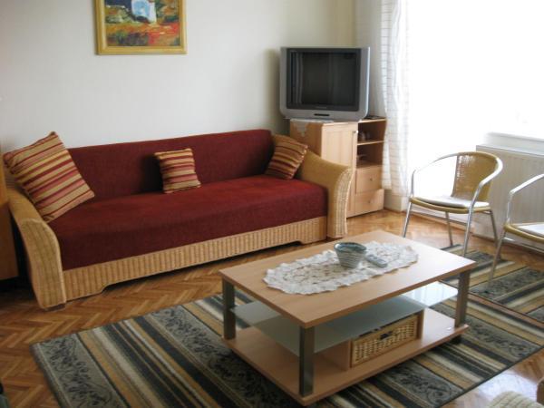 Liliom Apartments Balatonfuered 外观 照片